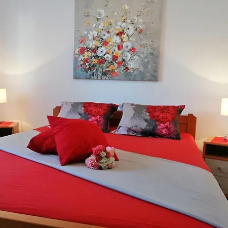 Apartment Milena Near The