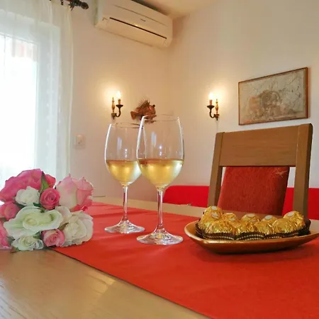 Apartment Milena Near The